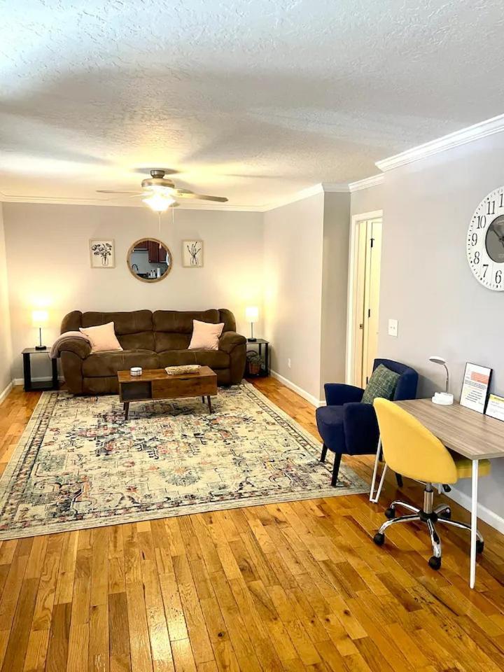 Cozy 2 Bedroom Townhouse Near Lake And Restaurants Guntersville Εξωτερικό φωτογραφία