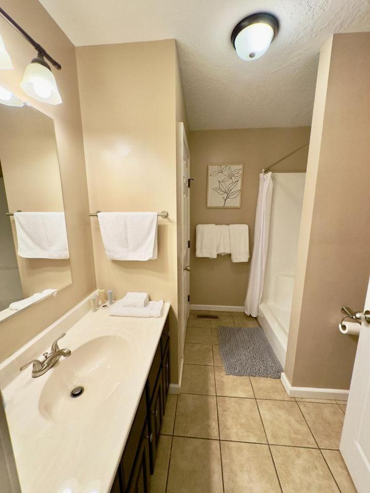 Cozy 2 Bedroom Townhouse Near Lake And Restaurants Guntersville Εξωτερικό φωτογραφία