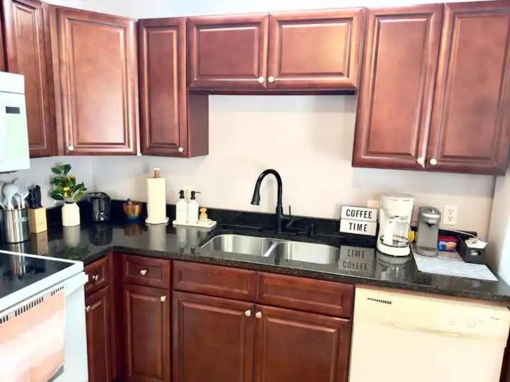Cozy 2 Bedroom Townhouse Near Lake And Restaurants Guntersville Εξωτερικό φωτογραφία
